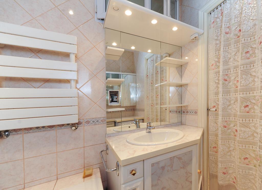Appartement Minuetto Five Stars Holiday House Nizza Exterior foto